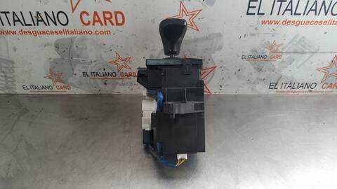 Foto 4ª: Palanca de Cambio Toyota Auris HYBRID ACTIVE BUSINESS PLUS 136CV 100KW