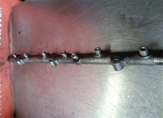 Foto 2ª: Rampa Inyectora Bmw Serie 3 315 2.5 24V CAT (170CV) [256S4]