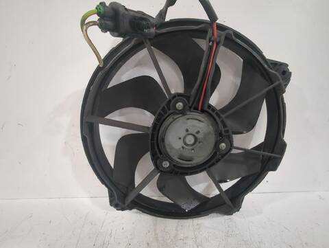Foto 2ª: Electroventilador Citroen C4 1.6 HDI 109CV [9HY (DV6TED4) 9HZ (DV6TED4)] (2006)