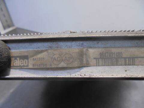 Foto 4ª: Radiador Motor Peugeot 307 XR 68CV 50KW [8HZ] (2003)