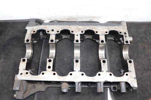 Cubrecarter Mitsubishi Montero 3.2 DI-D AVANCE 5-PTAS.) 165CV 121KW