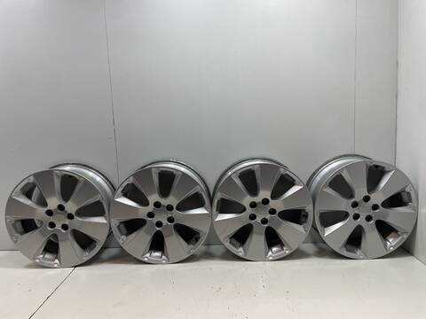 Juego LLantas Subaru Legacy D-EE20