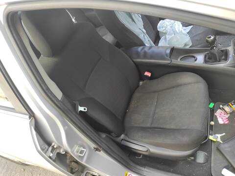 Asiento Delantero Derecho Toyota Avensis 1ADFTV