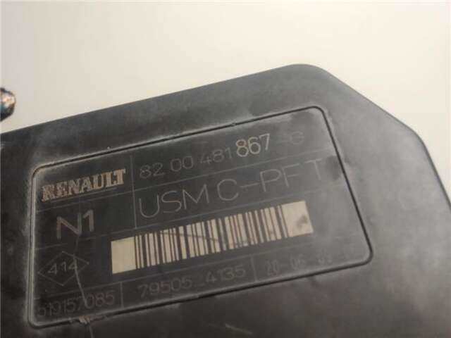 Foto 3ª: Caja Reles Fusibles Renault Megane 1.4 AUTHENTIQUE [1.4 LTR. - 72 KW 16V] II BERLINA 3P (10.2002-_) [K4J740]
