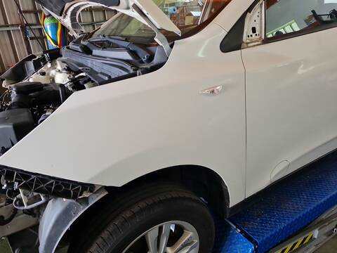 Aleta Delantera Izquierda Hyundai ix35 1.7 CRDI 116CV 85KW