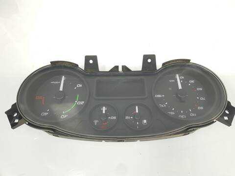 Foto 2ª: Cuadro de Instrumentos Iveco Daily 2.3 D 126CV [F1AFL411B] (2014)