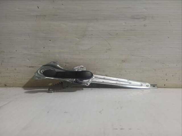 Elevalunas Manual Trasero Derecho Nissan Micra 1.5 DCI 90CV