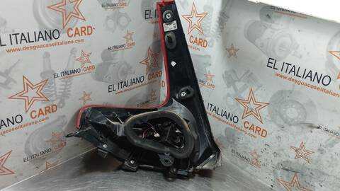 Foto 3ª: Piloto Trasero Derecho Volvo V40 R-DESIGN MOMENTUM 150CV 110KW [D5204T6] (2013)