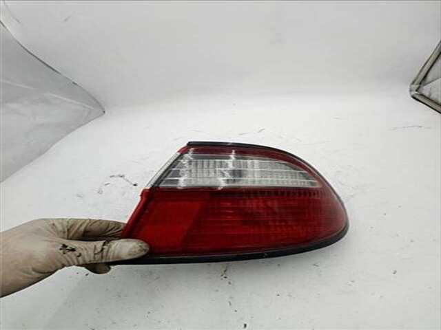 Foto 2ª: Piloto Trasero Derecho Nissan Almera 1.6 SLX [1.6 LTR. - 73 KW 16V CAT] [GA16]