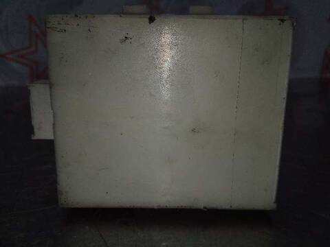 Foto 4ª: Caja Reles Fusibles Toyota Avensis 2.0 D4-D EXECUTIVE SEDAN 4-PTAS) BERLINA 116CV 85KW [1CDFTV] (2003)