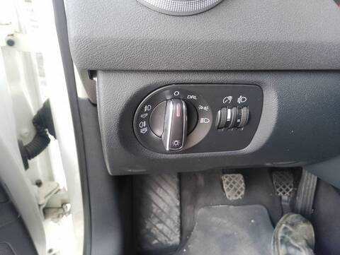 Foto 3ª: Mando Luces Audi A3 1.9 TDI AMBIENTE 105CV 77KW [BLS] (2009)
