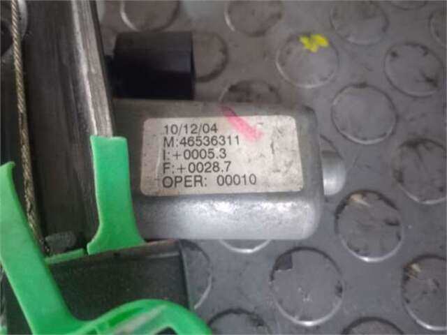 Foto 2ª: Elevalunas Eléctrico Delantero Derecho Fiat Punto 1.3 JTD [188A9000]
