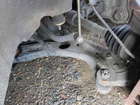 Brazo Suspension Delantero Derecho Kia Carens D4FD