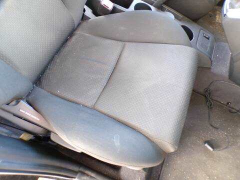 Foto 3ª: Asiento Delantero Derecho Toyota Corolla 1ZZ-FE (2004)