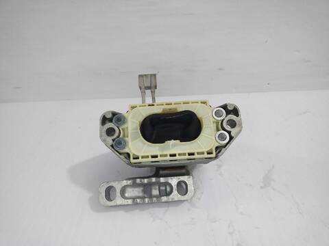 Foto 3ª: Soporte Motor Seat Arona XPERIENCE PLUS 110CV [DLAA] (2017)