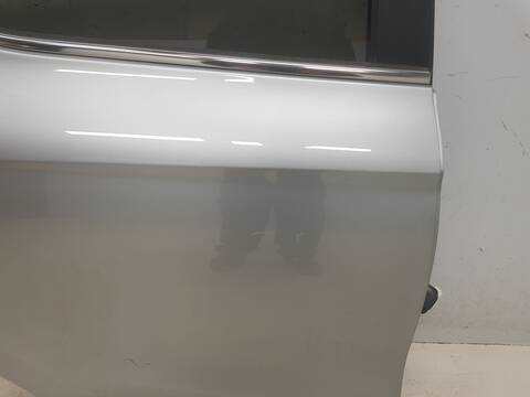 Foto 3ª: Puerta Trasera Derecha Mg ZS LUXURY (2022)