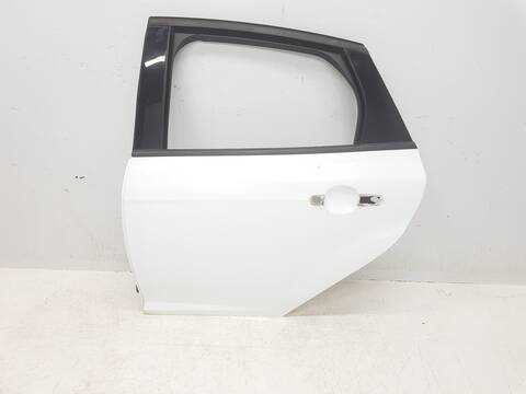Puerta Trasera Izquierda Ford Focus TREND