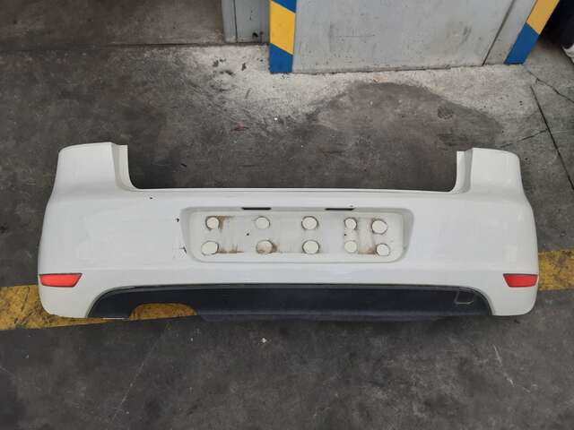 Paragolpes Trasero Volkswagen Golf 2.0 TDI 140CV