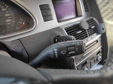 Foto 2ª: Mando Multifuncion Audi Q7 CRCA (2011)