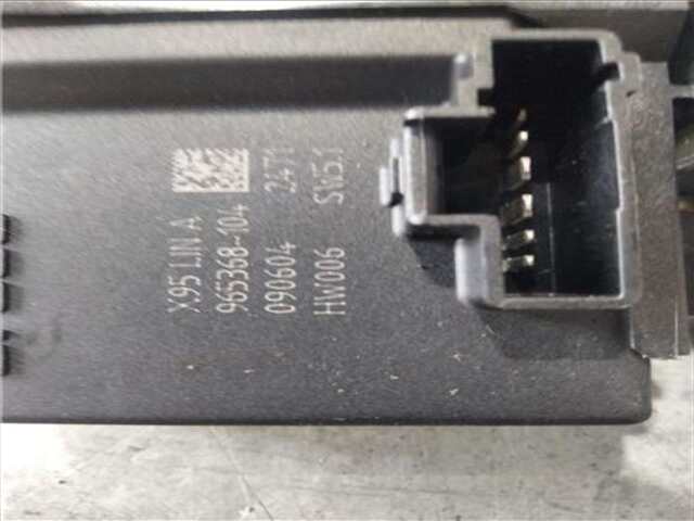 Foto 2ª: Elevalunas Eléctrico Delantero Izquierdo Renault Megane 1.6 DYNAMIQUE [1.6 LTR. - 81 KW 16V E85 ETANOL] III BERLINA 5P (2008-_) [K4M858 / K4MR8]