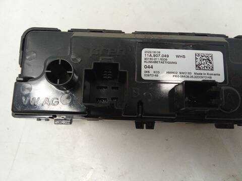 Foto 3ª: Mando Climatizador Volkswagen Golf 2.0 TDI 116CV 85KW [DSUD,DXRC,DTRB,DTRD] (2022)