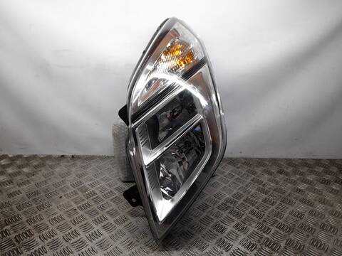 Faro Izquierdo Nissan NV400 3.3 T L1 H1 PRO