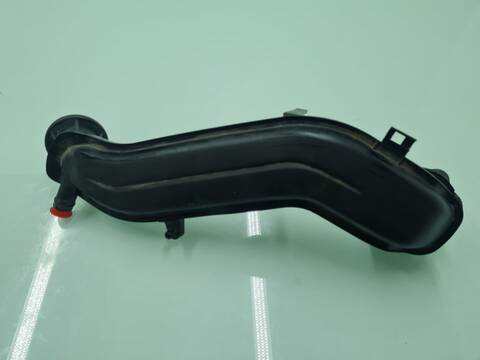 Foto 3ª: Tubo de Escape Volkswagen Golf SPORT 131CV 96KW [DPBA] (2020)