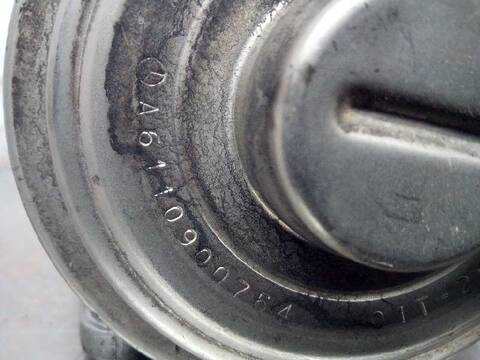 Foto 4ª: Valvula EGR Mercedes Clase E 180 200 CDI 210.007) BERLINA 116CV 85KW [OM611961] (2001)