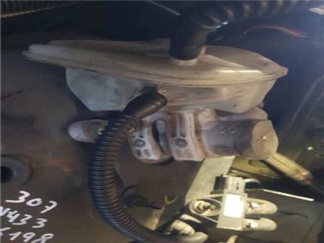 Foto 2ª: Bomba Freno Peugeot 307 2.0 X-LINE [2.0 LTR. - 100 KW 16V HDI FAP CAT (RHR - DW10BTED4)] [RHR (DW10BTED4)]