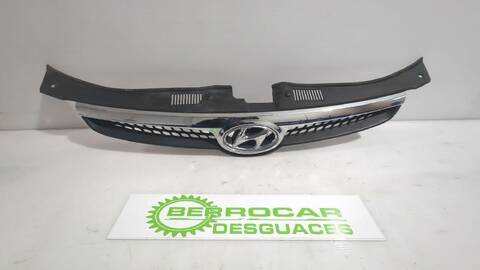 Foto 2ª: Rejilla Delantera Hyundai i30 1.6 CRDI 90CV [D4FB] (2007)