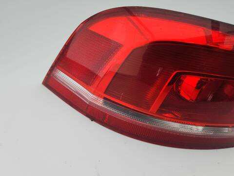 Foto 3ª: Piloto Trasero Izquierdo Volkswagen Passat 2.0 TDI 140CV 103KW [CFFB] (2011)
