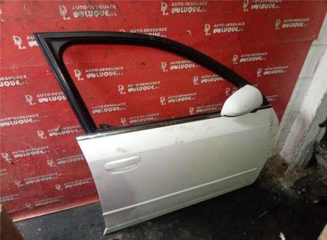 Foto 3ª: Puerta Delantera Derecha Audi A4 1.8 T [1.8 LTR. - 120 KW 20V TURBO] [BFB]