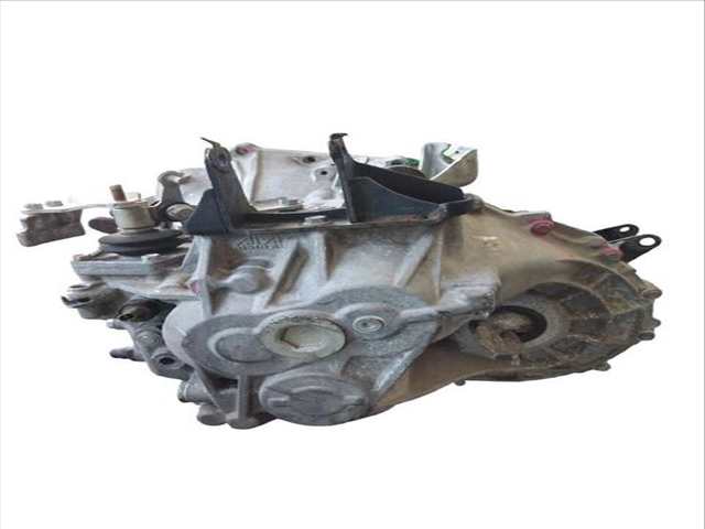 Caja Cambios Toyota Corolla 2.2 D-4D AUR10_ AUR10R)