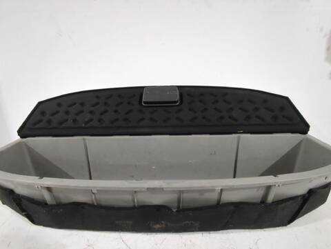 Foto 3ª: Bandeja Trasera Kia Carens 2.0 CRDI 140 140CV [D4EA] (2006)