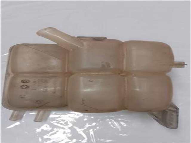 Foto 4ª: Deposito Expansion Ford C Max 1.6 AMBIENTE D) [1 6 LTR. - 80 KW TDCI CAT] 109CV FOCUS CAP) 2003 2007)