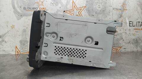 Foto 4ª: Sistema Audio Radio CD Volkswagen Touran ADVANCE BLUEMOTION 105CV 77KW [CAY] (2011)