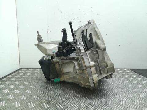 Foto 2ª: Caja Cambios Nissan Micra HR12 (2015)