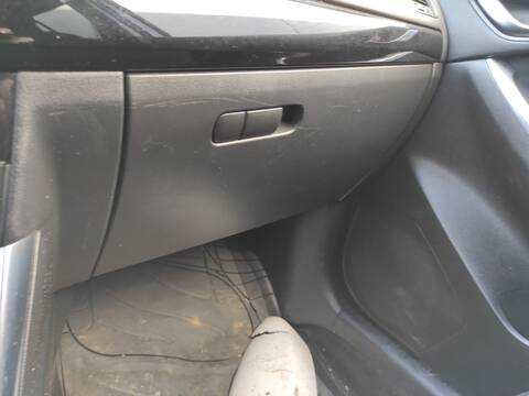 Guantera Mazda CX5 G KE) PE