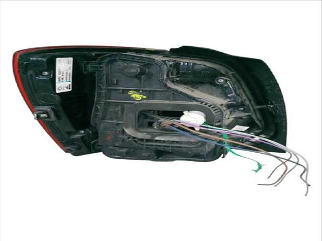 Foto 3ª: Piloto Trasero Derecho Volkswagen Polo 1.0 75CV (2009)