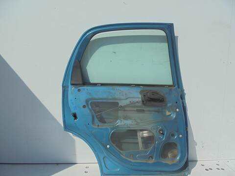 Foto 4ª: Puerta Trasera Izquierda Opel Corsa CLUB 65CV 48KW [Y17DTL] (2003)