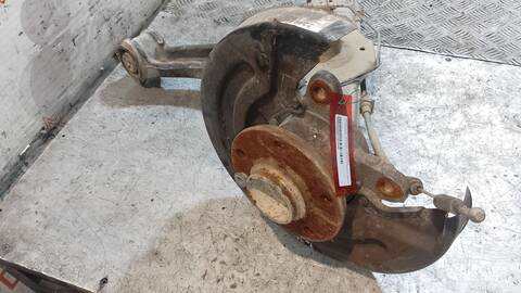 Foto 3ª: Mangueta Trasera Izquierda Volkswagen Transporter D T5 FURGONETA CAJA CERRADA BATALLA LARGA) (2003)