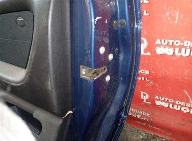 Foto 3ª: Puerta Delantera Derecha Bmw Serie 3 315 318I (116CV) [N42B18]
