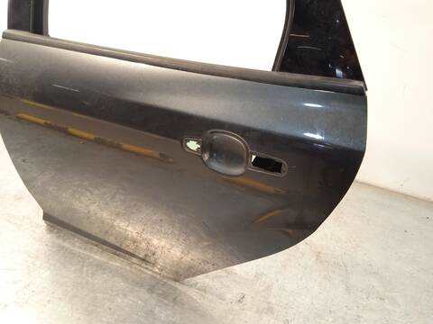 Foto 3ª: Puerta Trasera Izquierda Ford Focus 1.0 ECOBOOST TURNIER 125CV 92KW [M1DD] (2017)