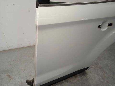 Foto 3ª: Puerta Trasera Izquierda Ford Kuga TREND 136CV 100KW [G6DG] (2009)