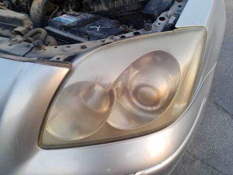 Foto 3ª: Faro Izquierdo Toyota Avensis 2.0 D4-D EXECUTIVE BERLINA 5-PTAS.) 116CV 85KW [1CD FTV] (2004)