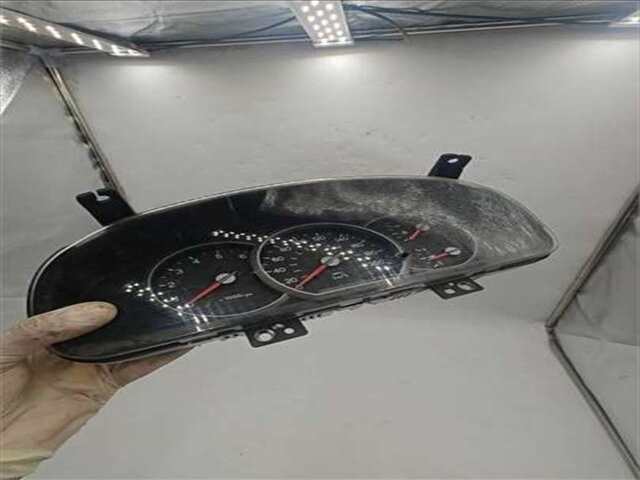 Cuadro de Instrumentos Kia Carnival 2.9 TD