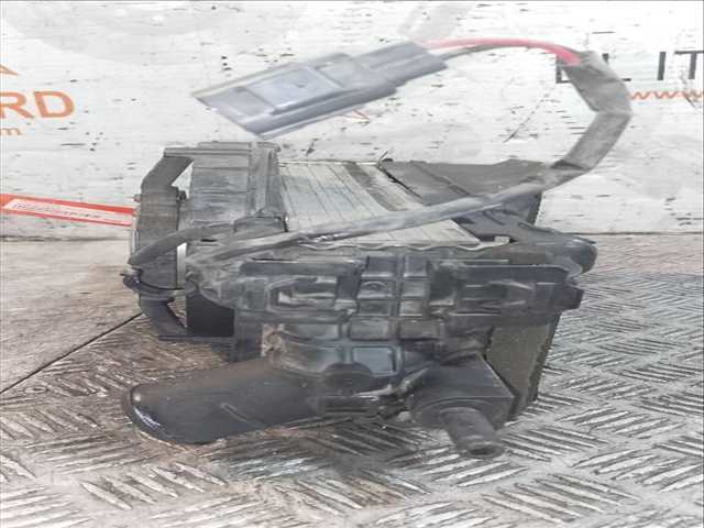 Foto 2ª: Intercooler Ford Focus TITANIUM 125CV 92KW [M1DD] (2015)