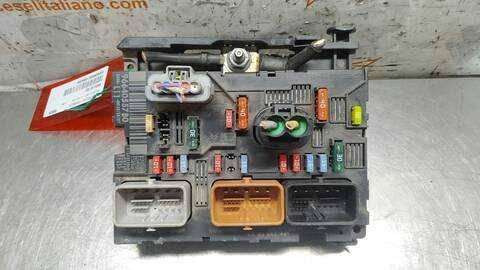 Caja Reles Fusibles Peugeot 207 CONFORT 90CV 66KW