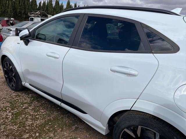 Foto 2ª: Puerta Trasera Izquierda Ford Puma 1.5 TDCI 120cv [ZTJE] (2022)