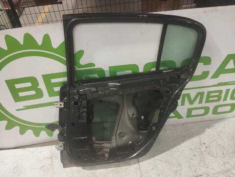 Foto 2ª: Puerta Trasera Derecha Renault Megane 1.5 DCI DIESEL 106CV (2003)